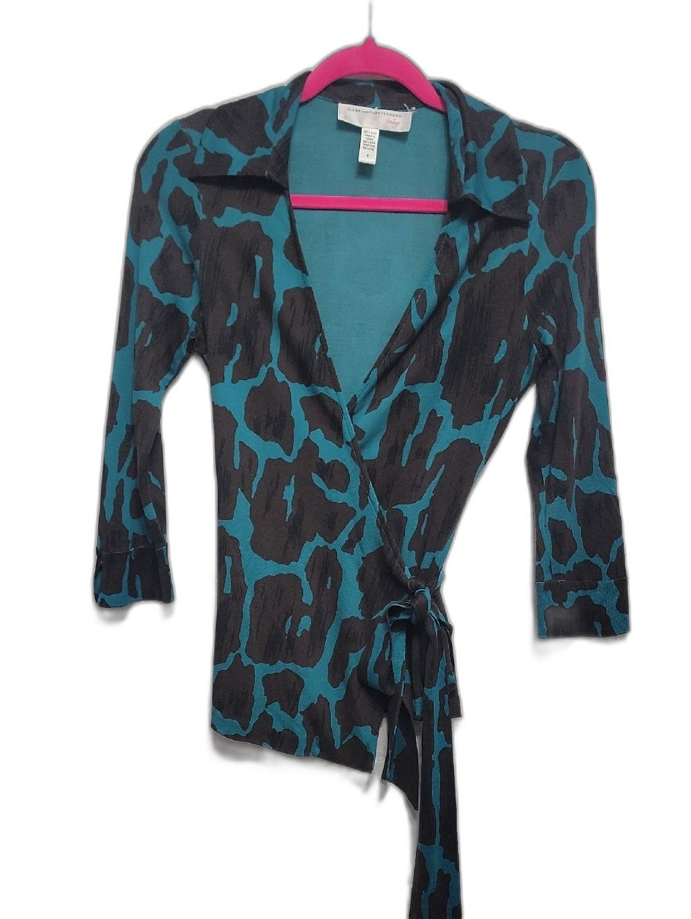 Diane Von Furstenberg Silk Wrap Blouse Blue Black Size 8 VTG Vintage